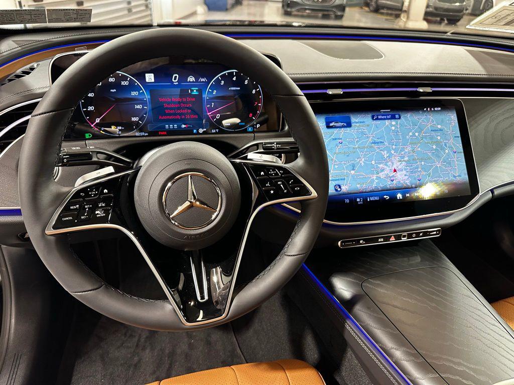 MERCEDES-BENZ E-CLASS - 7