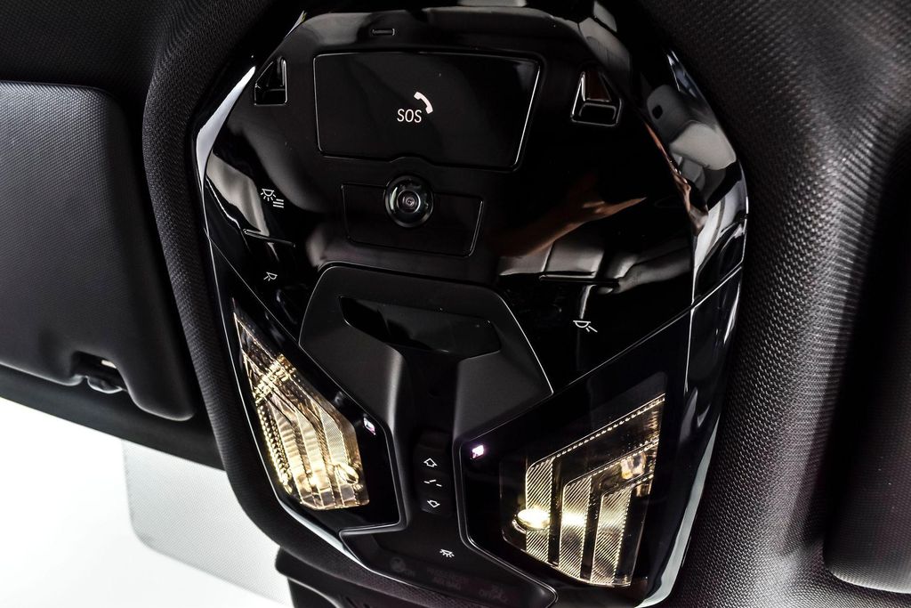 صورة 30 لـ 2024 BMW 530 XDRIVE