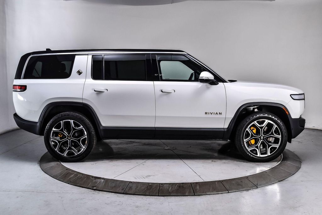 صورة 7 لـ 2024 Rivian R1S ADVENTURE QUAD MOTOR LARGE PACK