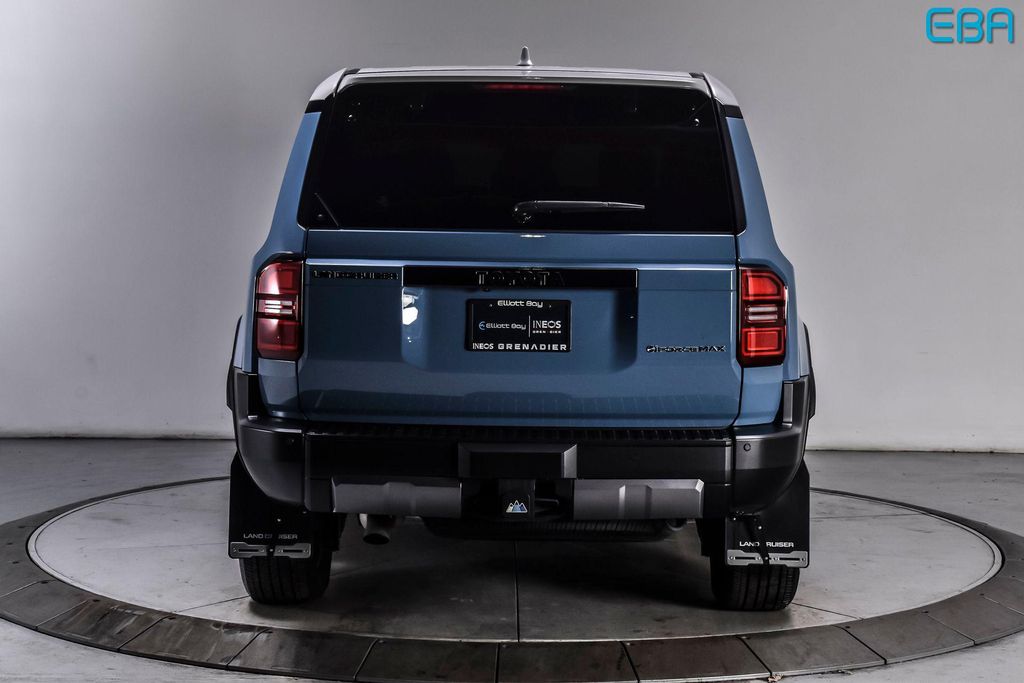 TOYOTA LAND CRUISER - 5