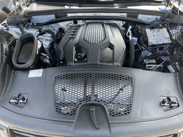 2025 Porsche MACAN T — миниатюра 38