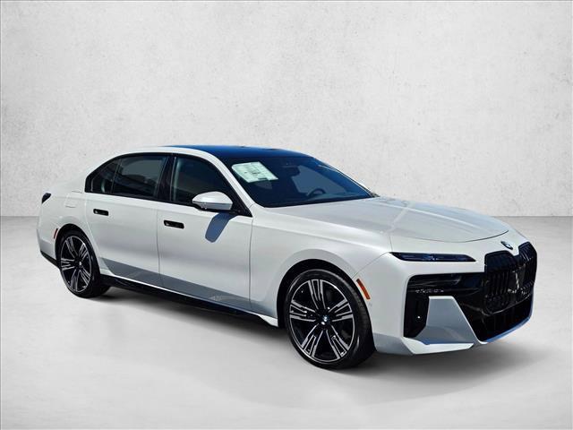 صورة 7 لـ 2026 BMW 760 XDRIVE
