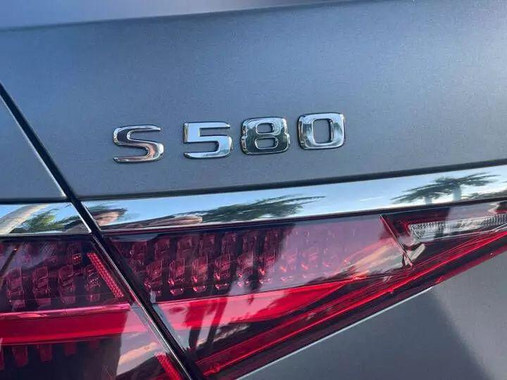 MERCEDES-BENZ S-CLASS - 7