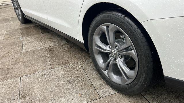 صورة 3 لـ 2024 Honda ACCORD EX