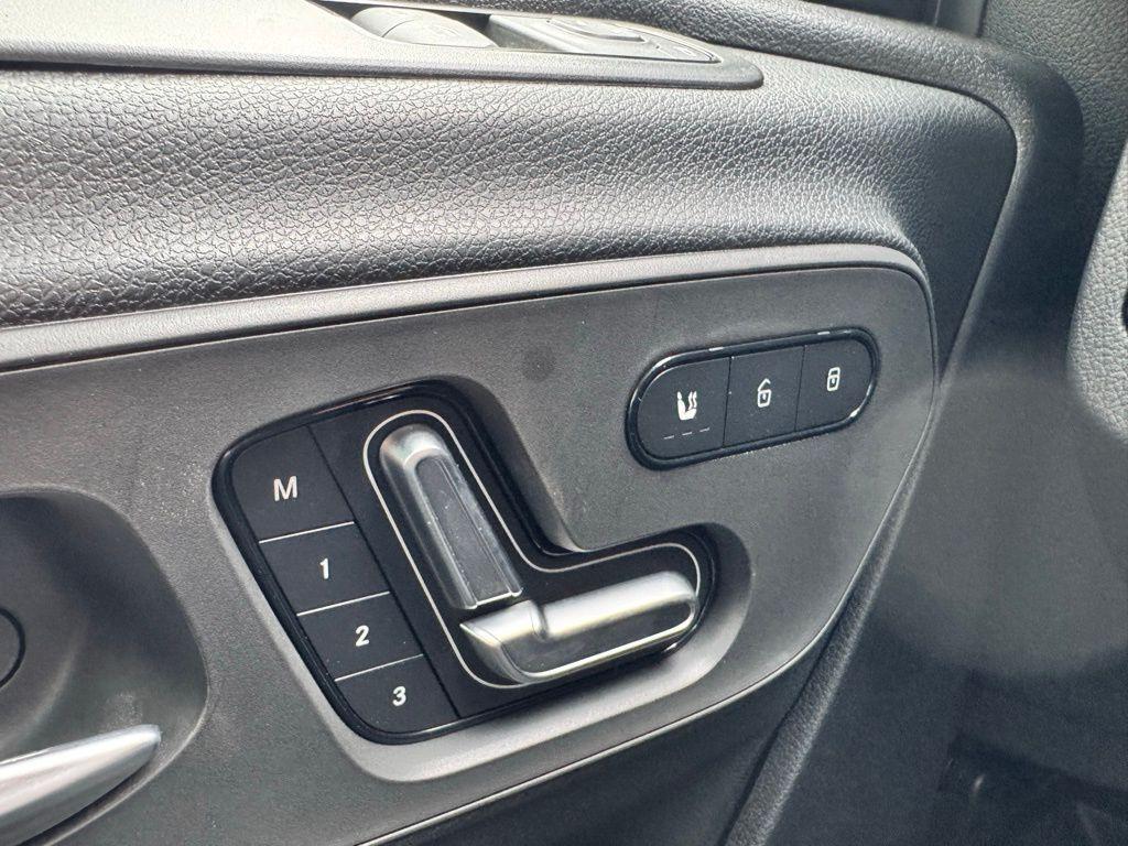 صورة مصغرة 26 لـ 2022 Mercedes-BENZ SPRINTER 2500 144 WB