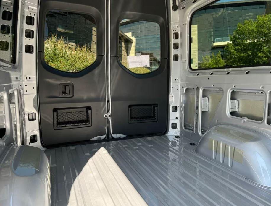 2023 Mercedes-BENZ SPRINTER 2500 144 WB — фото 10