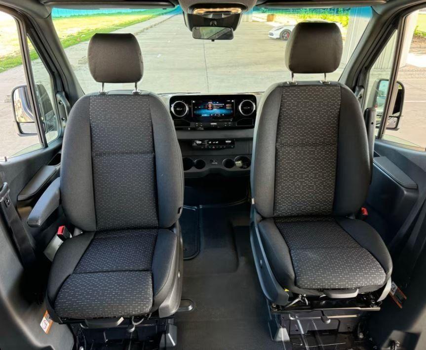 2023 Mercedes-BENZ SPRINTER 2500 144 WB 缩略图 18