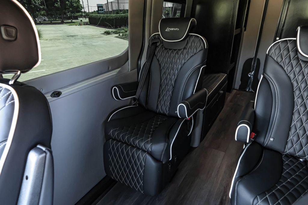 صورة مصغرة 53 لـ 2023 Mercedes-BENZ SPRINTER 2500 LUXURY