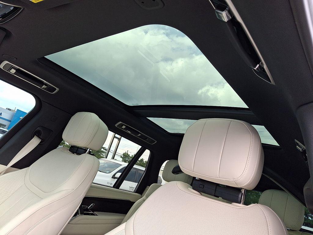 صورة مصغرة 25 لـ 2026 LAND Rover RANGE ROVER P400 SE 7 SEAT