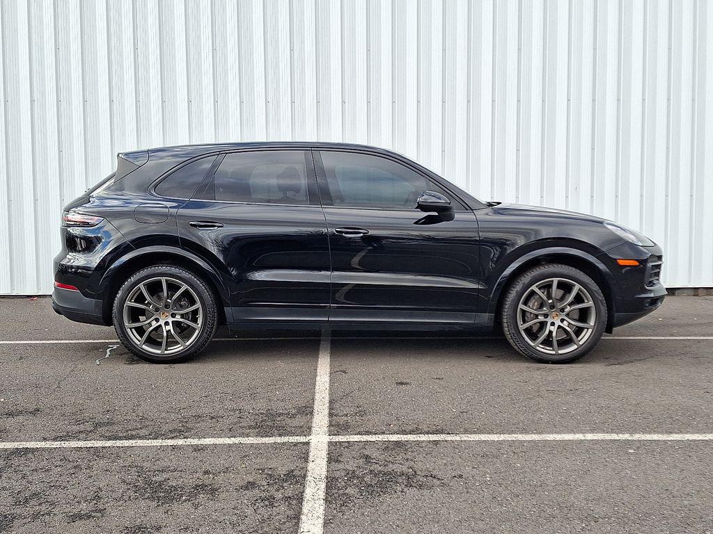 PORSCHE CAYENNE - 8