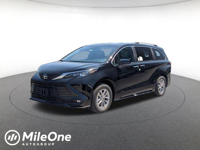 New 2026 Toyota Sienna XLE