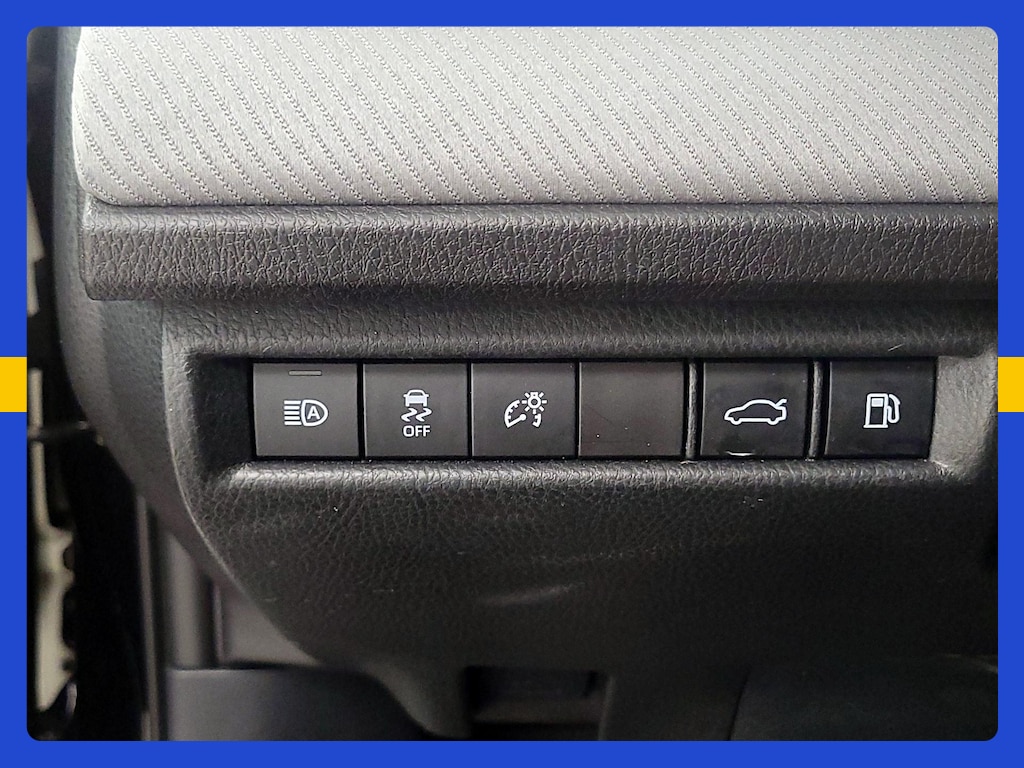 صورة 8 لـ 2025 Toyota CAMRY SE