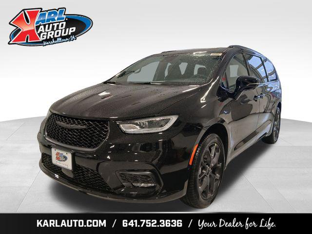 New 2026 Chrysler Pacifica Limited