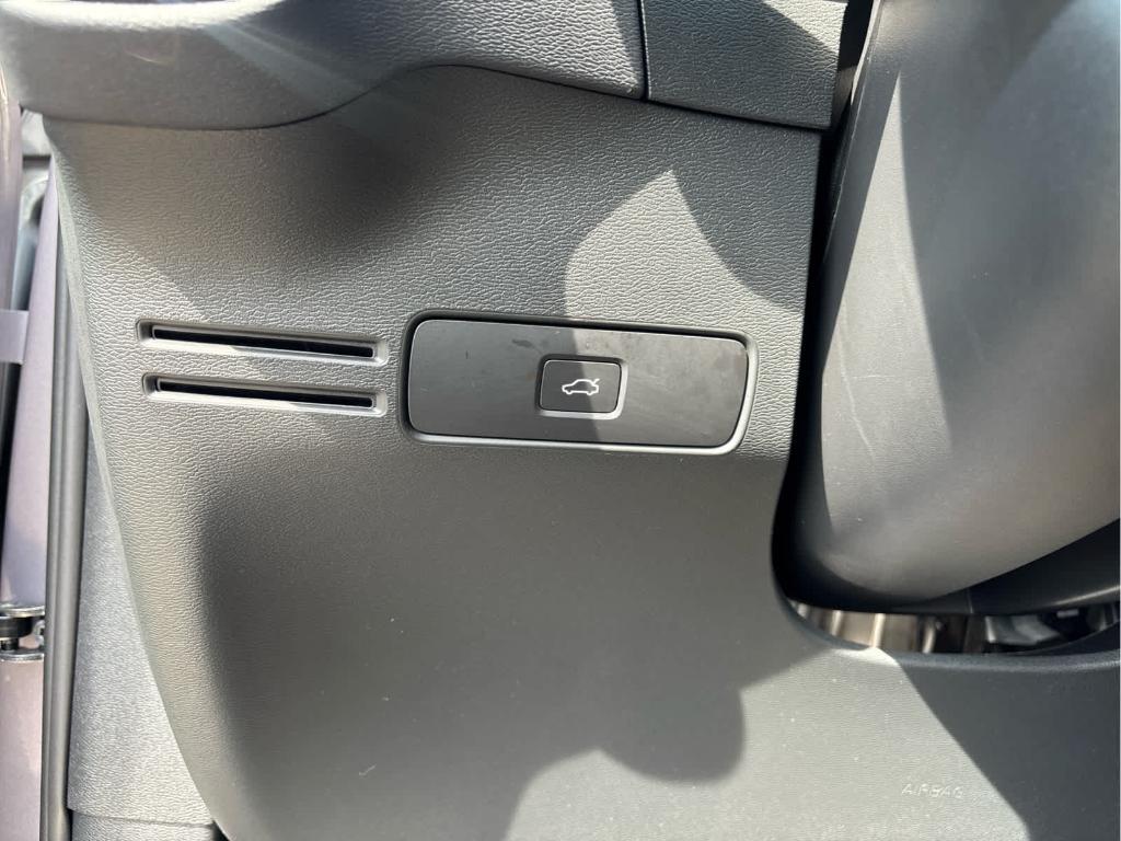 صورة مصغرة 23 لـ 2026 Volvo XC40 B5 PLUS