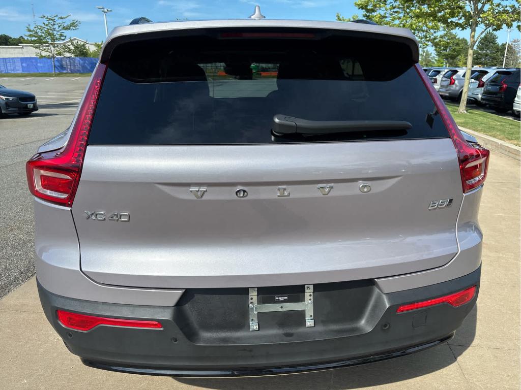 2026 Volvo XC40 B5 PLUS — фото 6