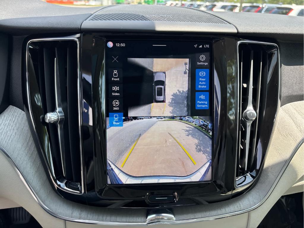 صورة مصغرة 24 لـ 2024 Volvo XC60 B5 PLUS DARK THEME