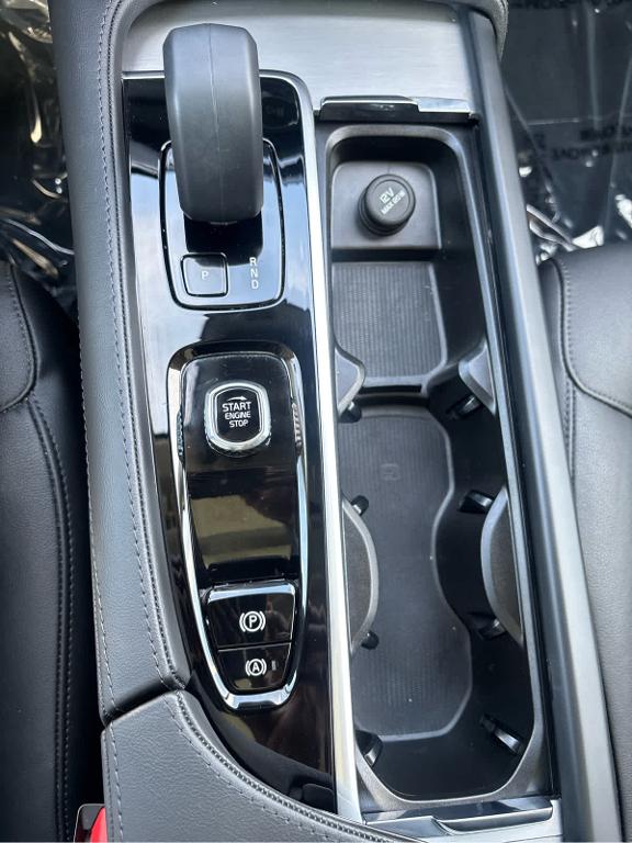 2025 Volvo XC90 B5 CORE 缩略图 24