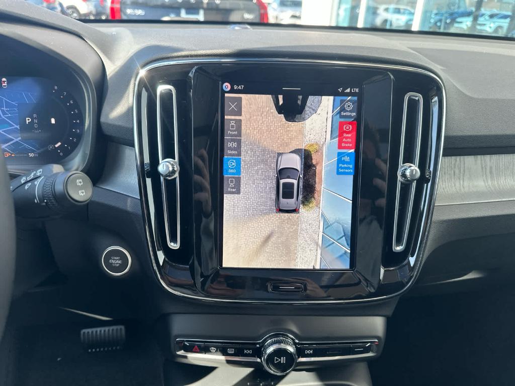 صورة مصغرة 16 لـ 2026 Volvo XC40 B5 PLUS