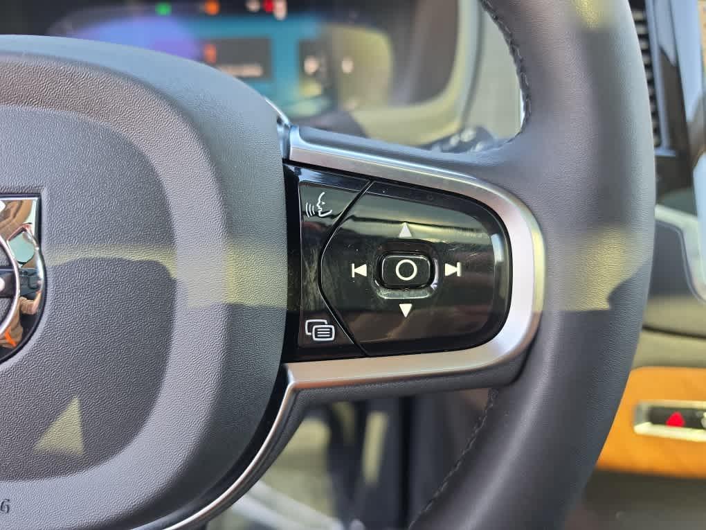 صورة مصغرة 15 لـ 2024 Volvo XC90 B5 PLUS BRIGHT THEME