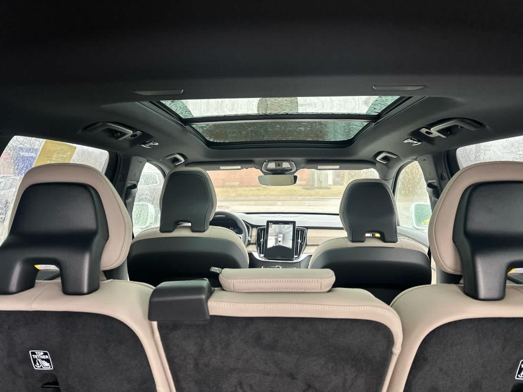 صورة مصغرة 31 لـ 2026 Volvo XC90 B6 PLUS 7-SEATER