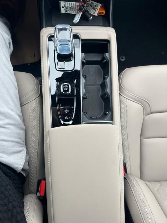 صورة مصغرة 25 لـ 2026 Volvo XC90 B6 PLUS 7-SEATER