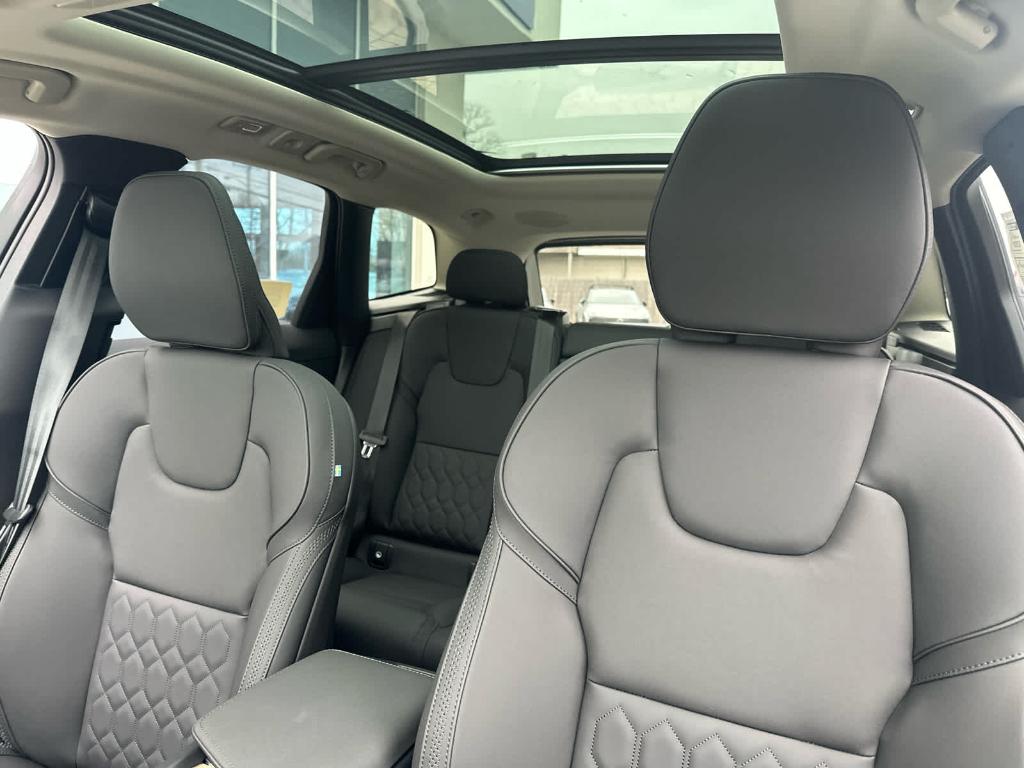 2026 Volvo XC60 B5 PLUS 照片 7