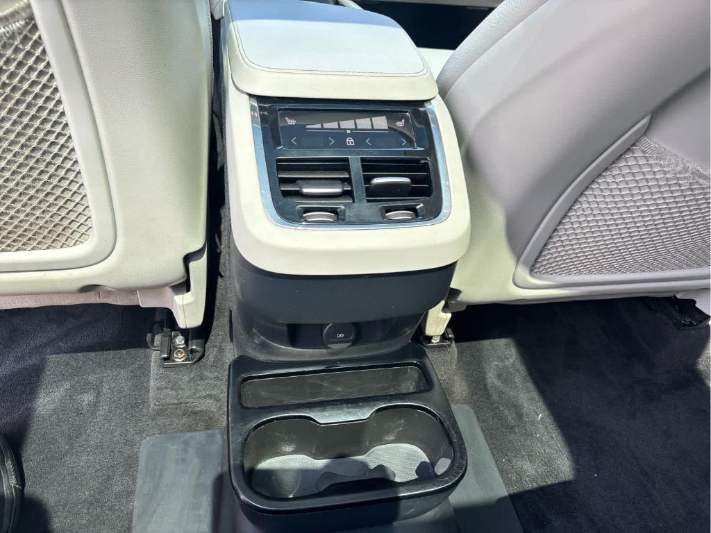 2023 Volvo XC90 B6 PLUS 6-SEATER — миниатюра 16