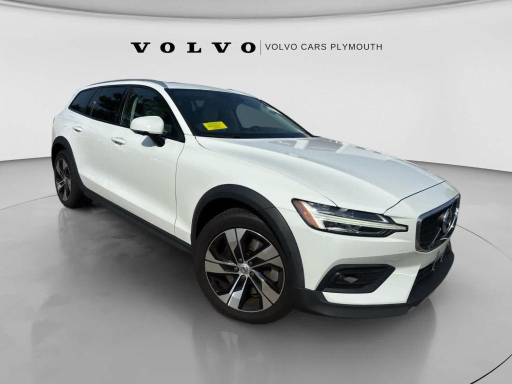 صورة 3 لـ 2021 Volvo V60 CROSS COUNTRY T5