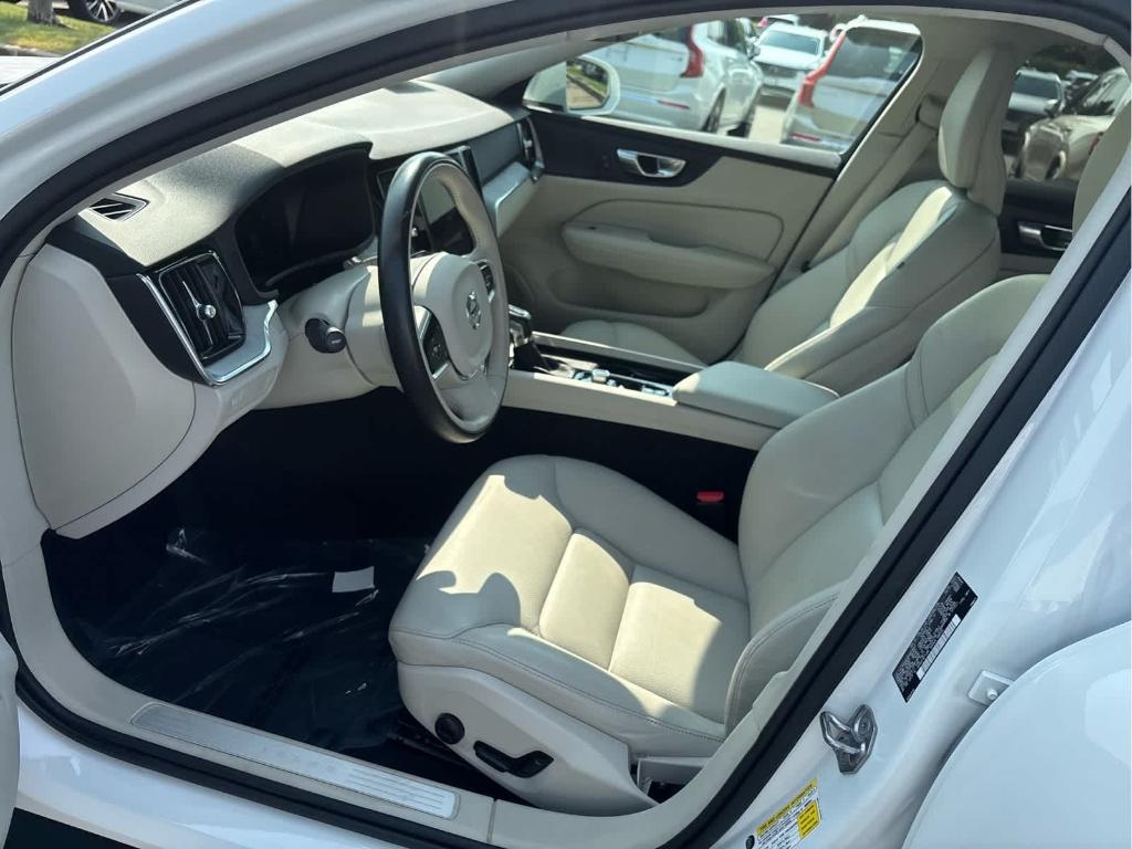 2021 Volvo V60 CROSS COUNTRY T5 — миниатюра 17
