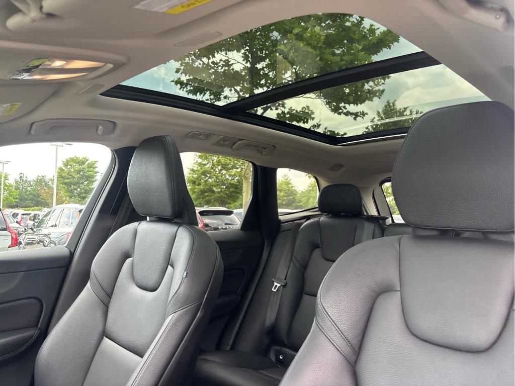 صورة مصغرة 26 لـ 2023 Volvo XC60 B5 PLUS BRIGHT THEME