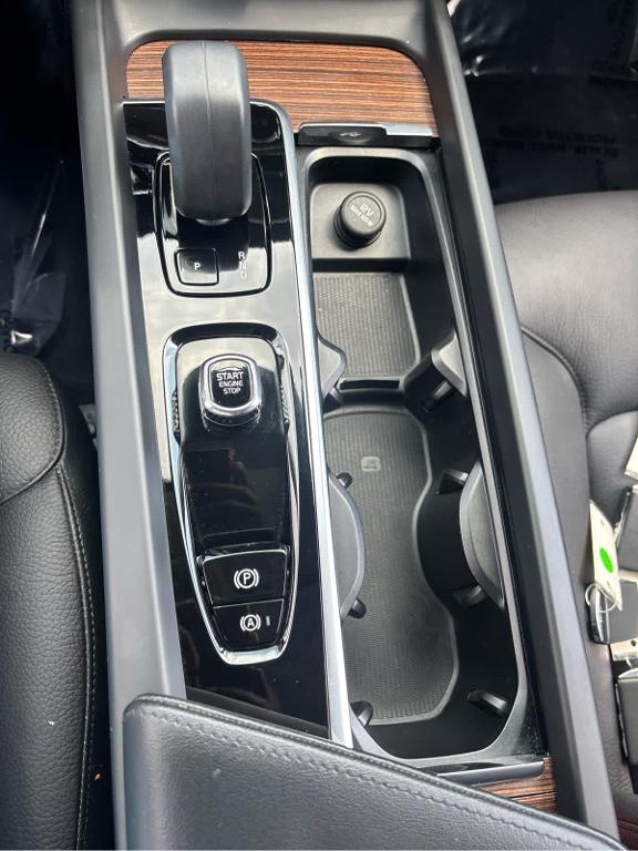 صورة مصغرة 17 لـ 2023 Volvo XC60 B5 PLUS BRIGHT THEME