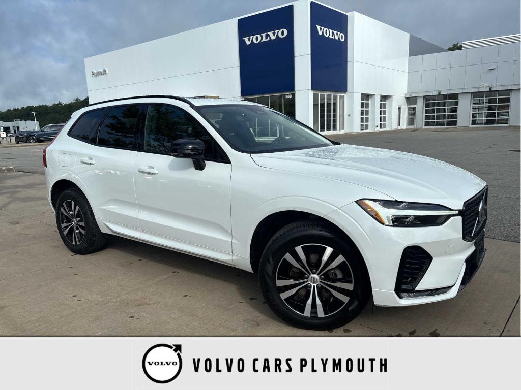 2024 Volvo XC60 B5 CORE DARK THEME — фото 1