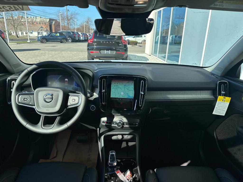 صورة مصغرة 23 لـ 2026 Volvo XC40 B5 PLUS