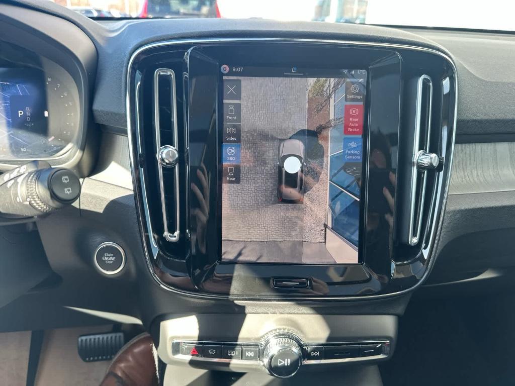 صورة مصغرة 16 لـ 2026 Volvo XC40 B5 PLUS