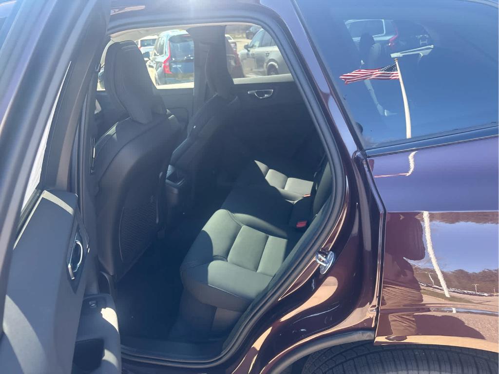 2026 Volvo XC60 B5 PLUS 缩略图 22