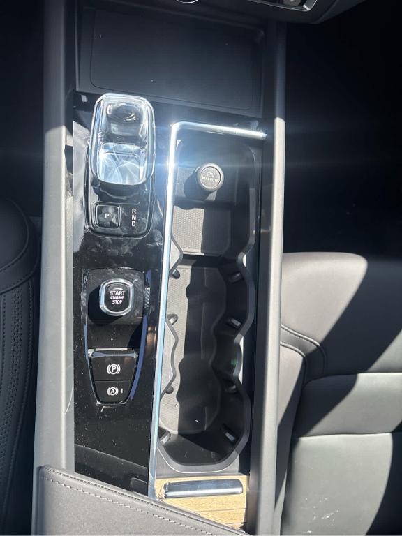 2026 Volvo XC60 B5 CORE — миниатюра 23
