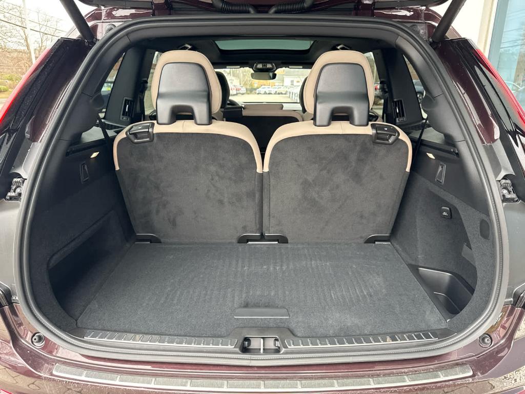 صورة مصغرة 18 لـ 2026 Volvo XC90 B5 CORE