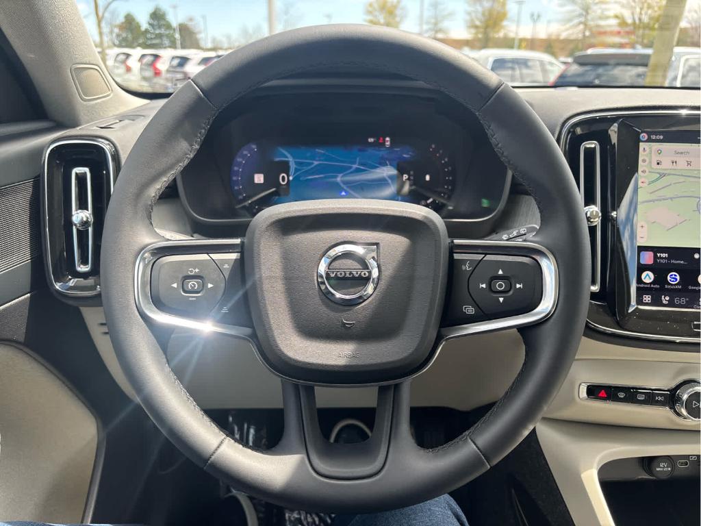 2026 Volvo XC40 B5 PLUS — миниатюра 14