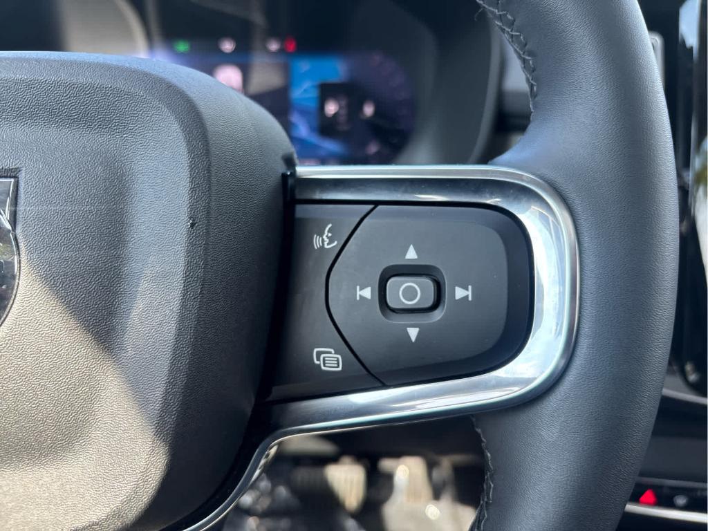 صورة مصغرة 19 لـ 2026 Volvo XC40 B5 PLUS