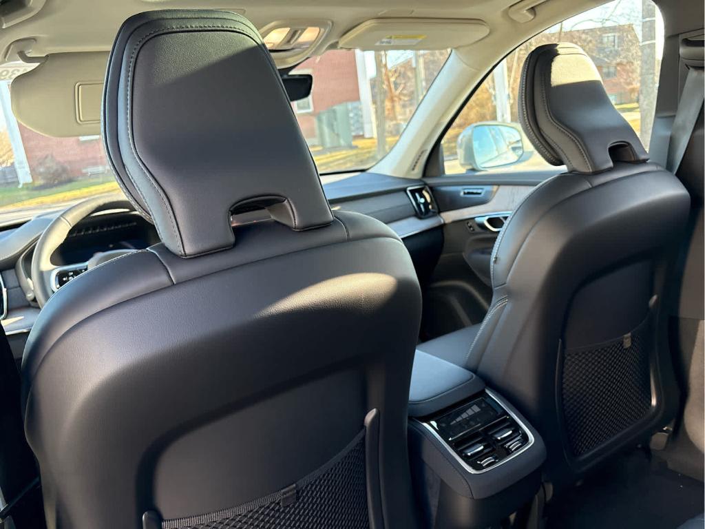 صورة مصغرة 17 لـ 2026 Volvo XC90 B6 ULTRA 7-SEATER