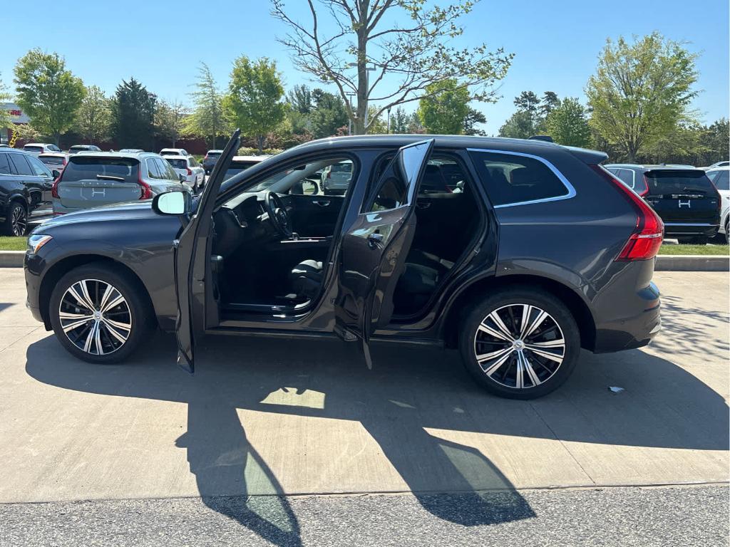 صورة مصغرة 26 لـ 2023 Volvo XC60 B5 PLUS BRIGHT THEME