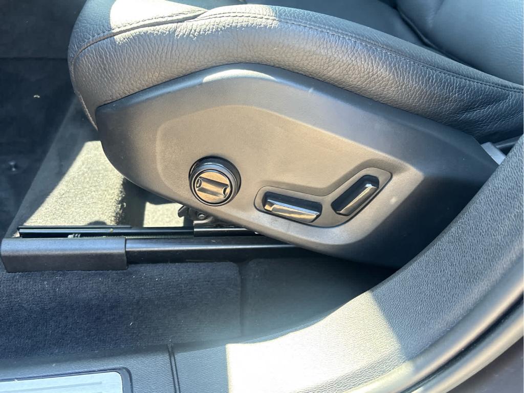 صورة مصغرة 23 لـ 2023 Volvo XC60 B5 PLUS BRIGHT THEME