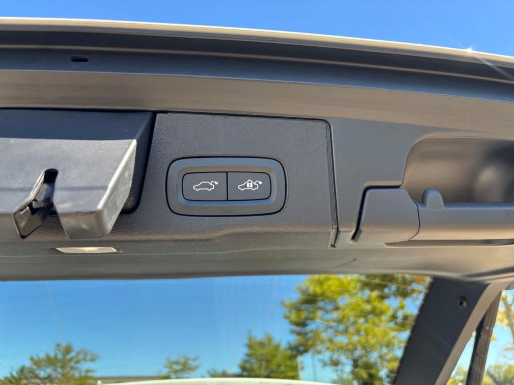 صورة مصغرة 22 لـ 2026 Volvo XC60 B5 PLUS