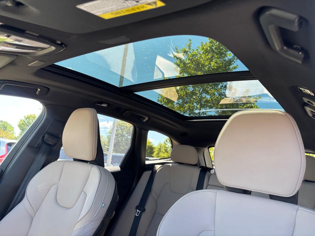 صورة مصغرة 26 لـ 2026 Volvo XC60 B5 PLUS