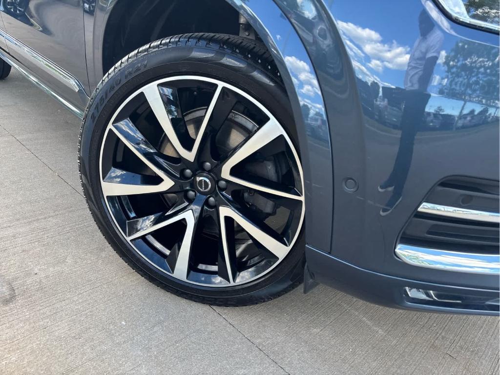 2023 Volvo XC90 B5 PLUS — фото 5
