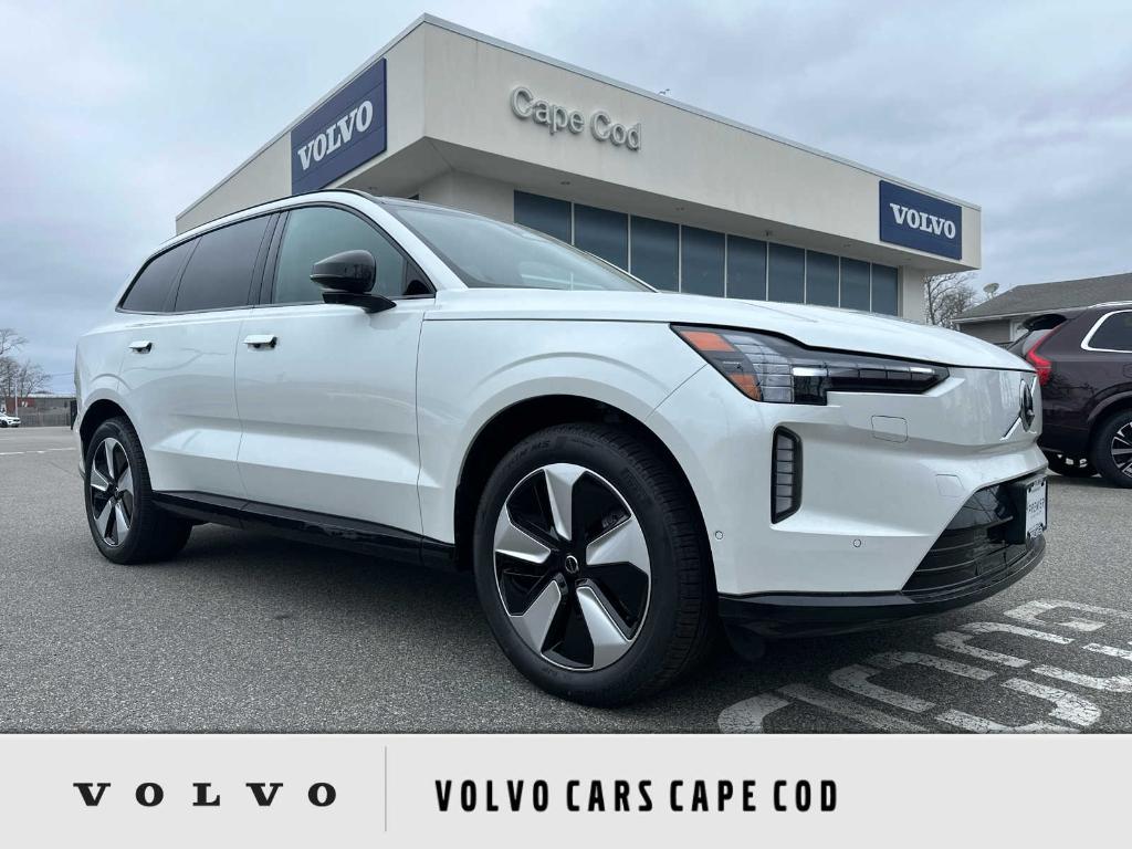 New 2026 Volvo EX90 PLUS
