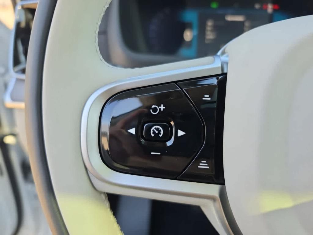 2026 Volvo XC90 B6 ULTRA DARK THEME 7-SEATER 缩略图 15