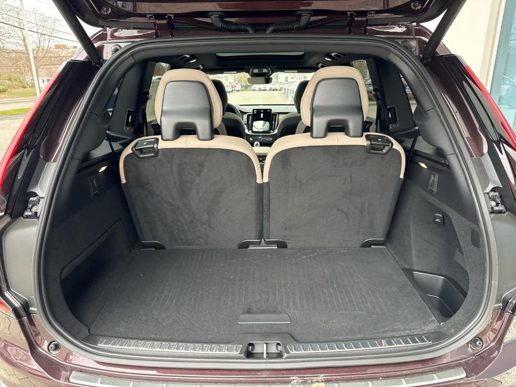2026 Volvo XC90 B5 CORE 缩略图 18