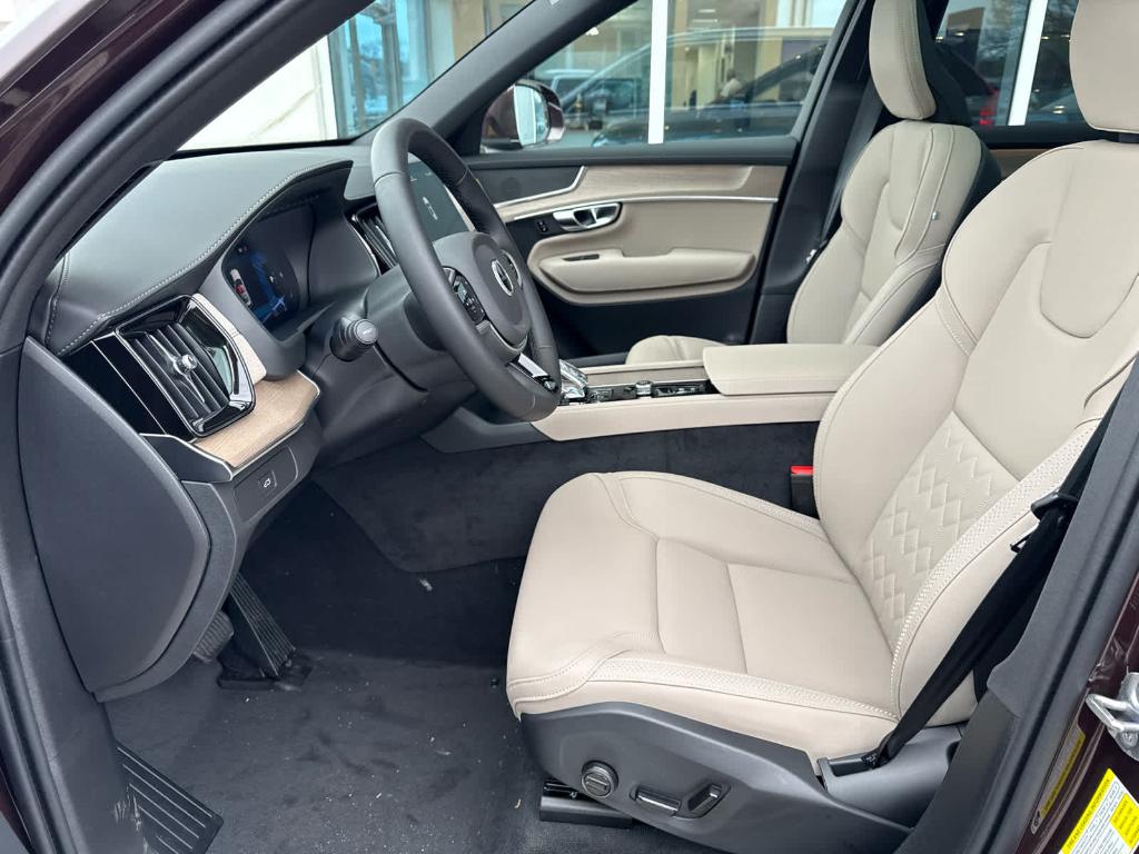 2026 Volvo XC90 B5 CORE 照片 7