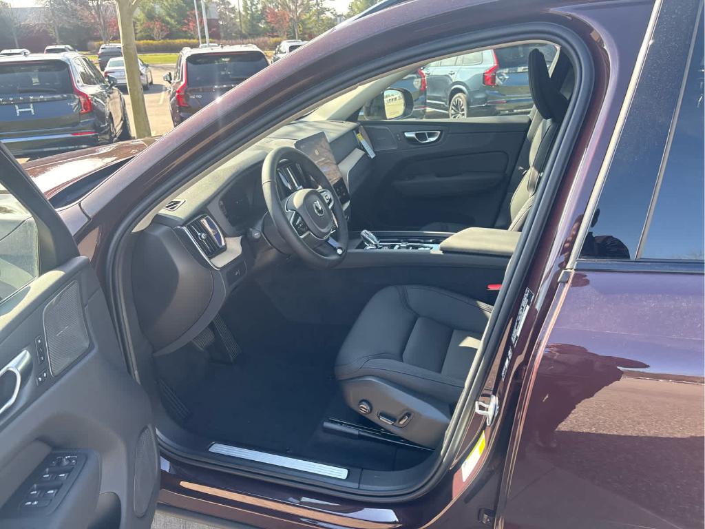 صورة مصغرة 22 لـ 2026 Volvo XC60 B5 PLUS